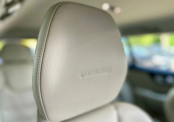 Volvo V60 cena 99900 przebieg: 167502, rok produkcji 2019 z Brzozów małe 631
